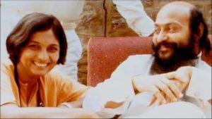 Ma Anand Sheela and Bhagwan. Foto Netflix 